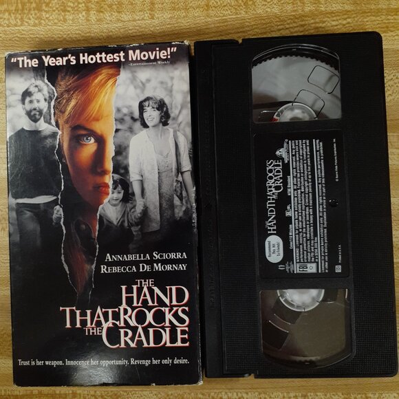 The Hand That Rocks the Cradle (VHS, 1992) Rebecca De Mornay Horror Thriller - Picture 5 of 6